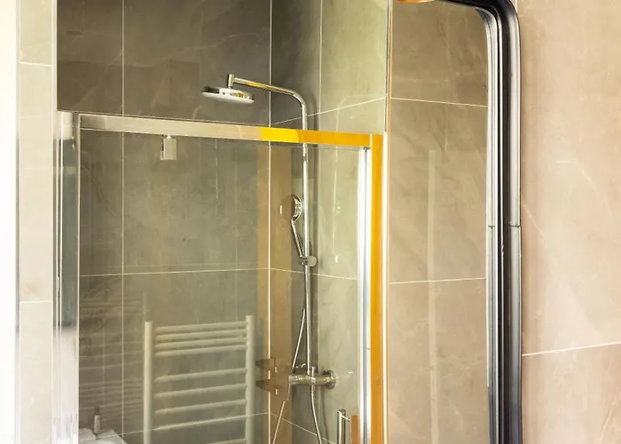 Modern 2br-6p - Jardin De Luxembourg شقة